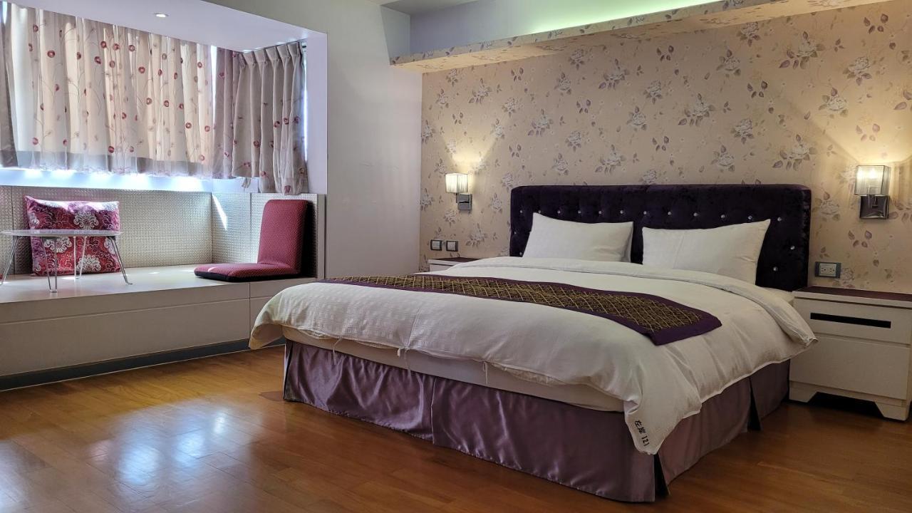 Left Bank 121 Otel Tainan Dış mekan fotoğraf