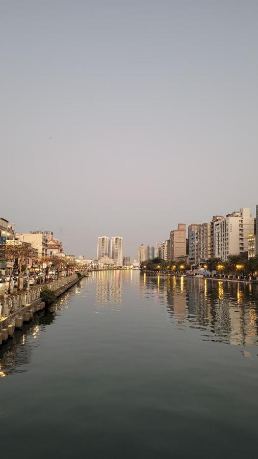 Left Bank 121 Otel Tainan Dış mekan fotoğraf